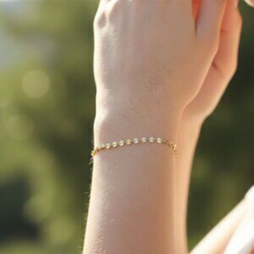 "Elegant & Trendy Bracelet, A Perfect Gift for Women, Thoughtful, EVCH1554